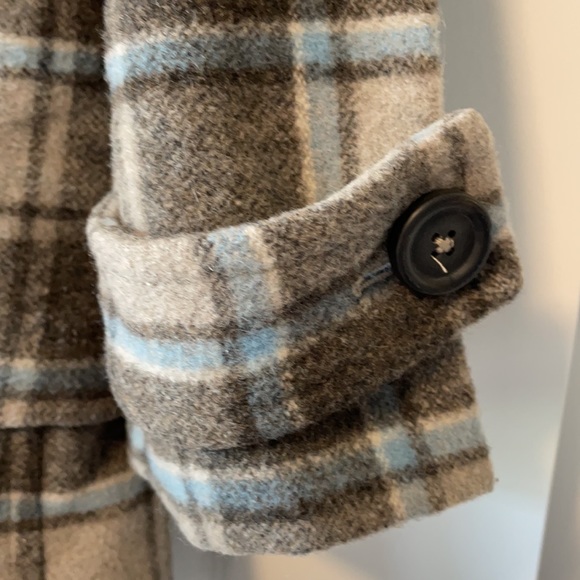 Gap plaid coat - Picture 3 of 6